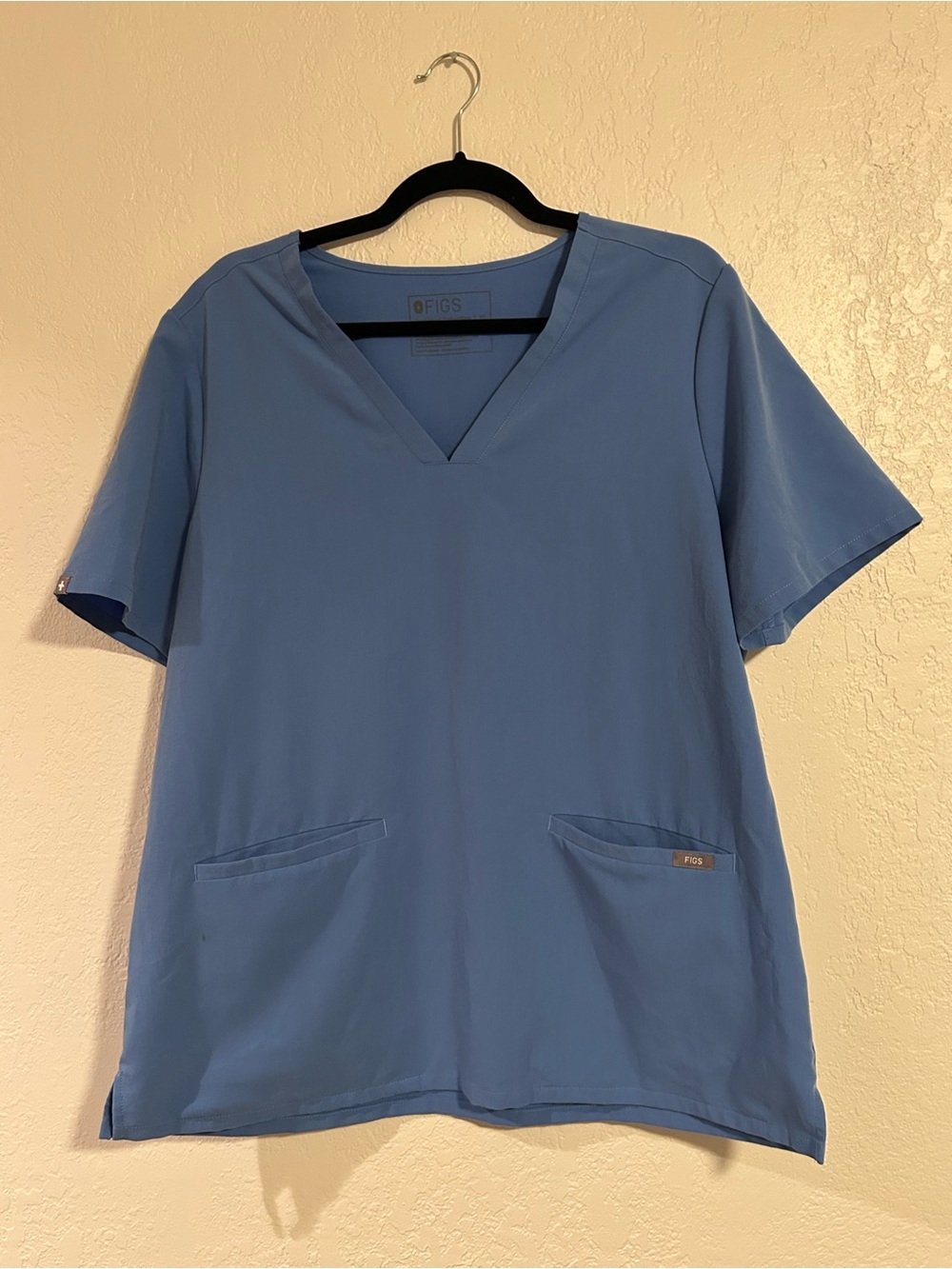 FIGS Casma Scrub Top FW1100 Ciel Blue V-Neck 2-Pocket Women’s [XL] Healthcare